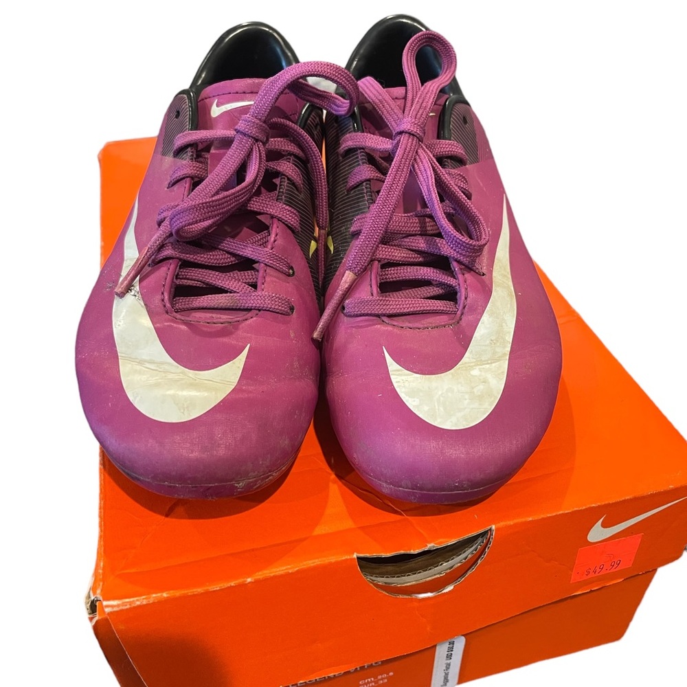 NIKE Mercurial Victory II FG Youth Soccer Cleats